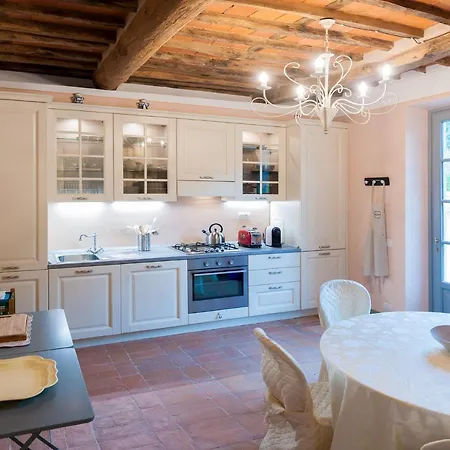 Bed & Breakfast L'arancera 3*