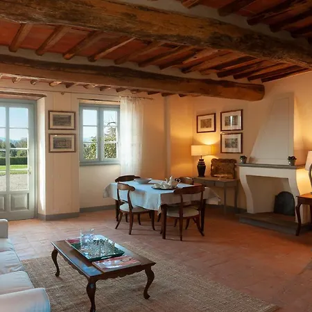 L'arancera Bed and Breakfast 3*