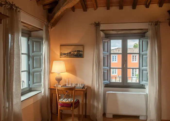 Bed and Breakfast L'arancera Λούκα