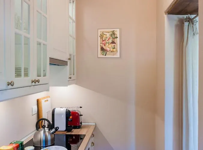 Bed and Breakfast L'arancera Λούκα